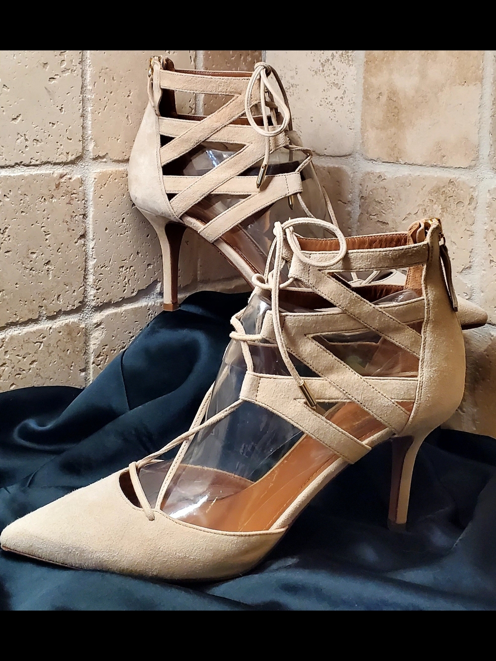Aquazzura Suede Belgravia Lace Up Pointed Toe 3" Pumps Sz 8.5(39)  Made In Italy